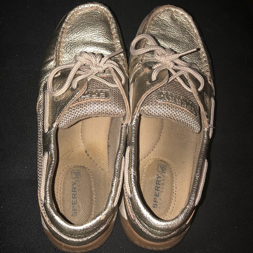 Platinum gold sperry’s